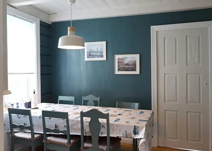 10 Person In Tvedestrand